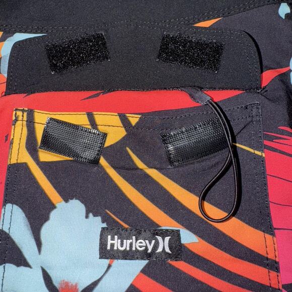 Hurley Phantom Board Shorts Mens 33 Black Pink Blue Tropical Floral Swim Trunks - Picture 1 of 14
